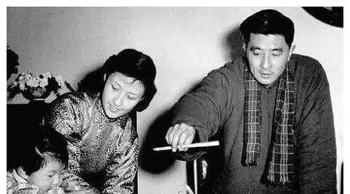 93年女子嫁65年丈夫，崇拜老公，谱写爱情传奇